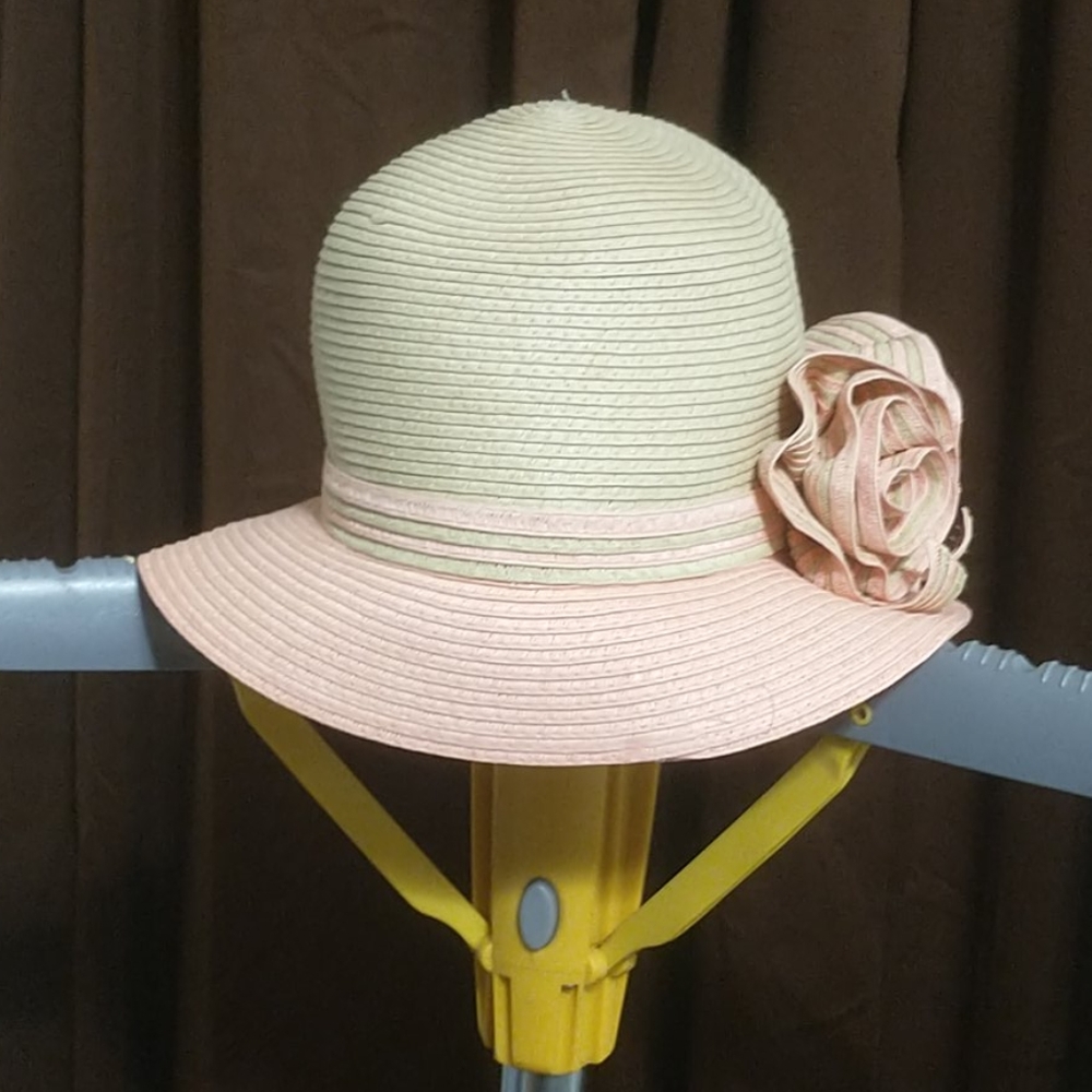 Hat - Picture 2 of 3